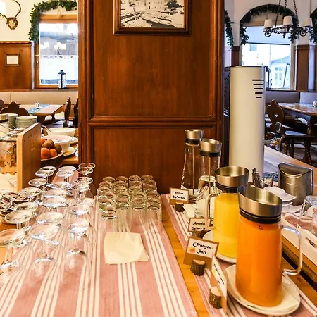 Seehotel Zur Post 호텔 3*