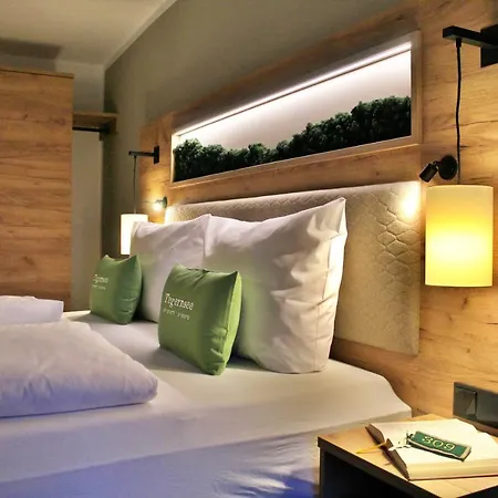 Seehotel Zur Post 3* テガーンゼー