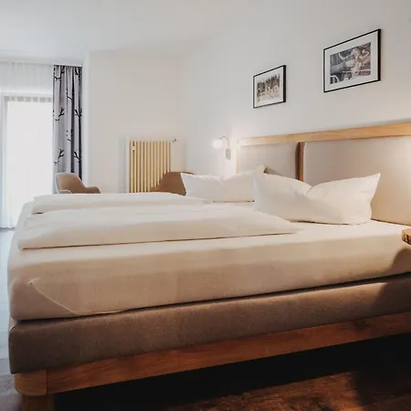 Отель Seehotel Zur Post