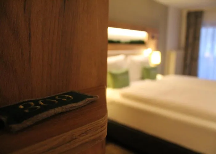 Hotel Seehotel Zur Post 3*
